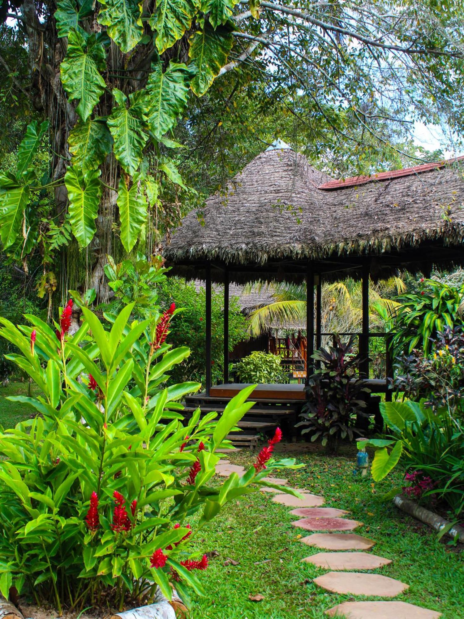 Corto Maltes Amazonia Lodge Пуэрто-Мальдонадо Экстерьер фото